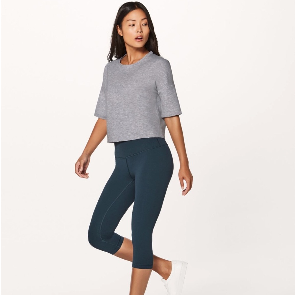 Lululemon “minimal short sleeve”